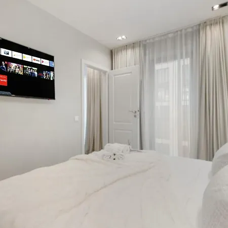 דירה Rentforcomfort Adria In Cloud 9 *
