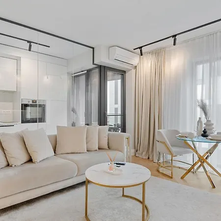 Rentforcomfort Adria In Cloud 9 *